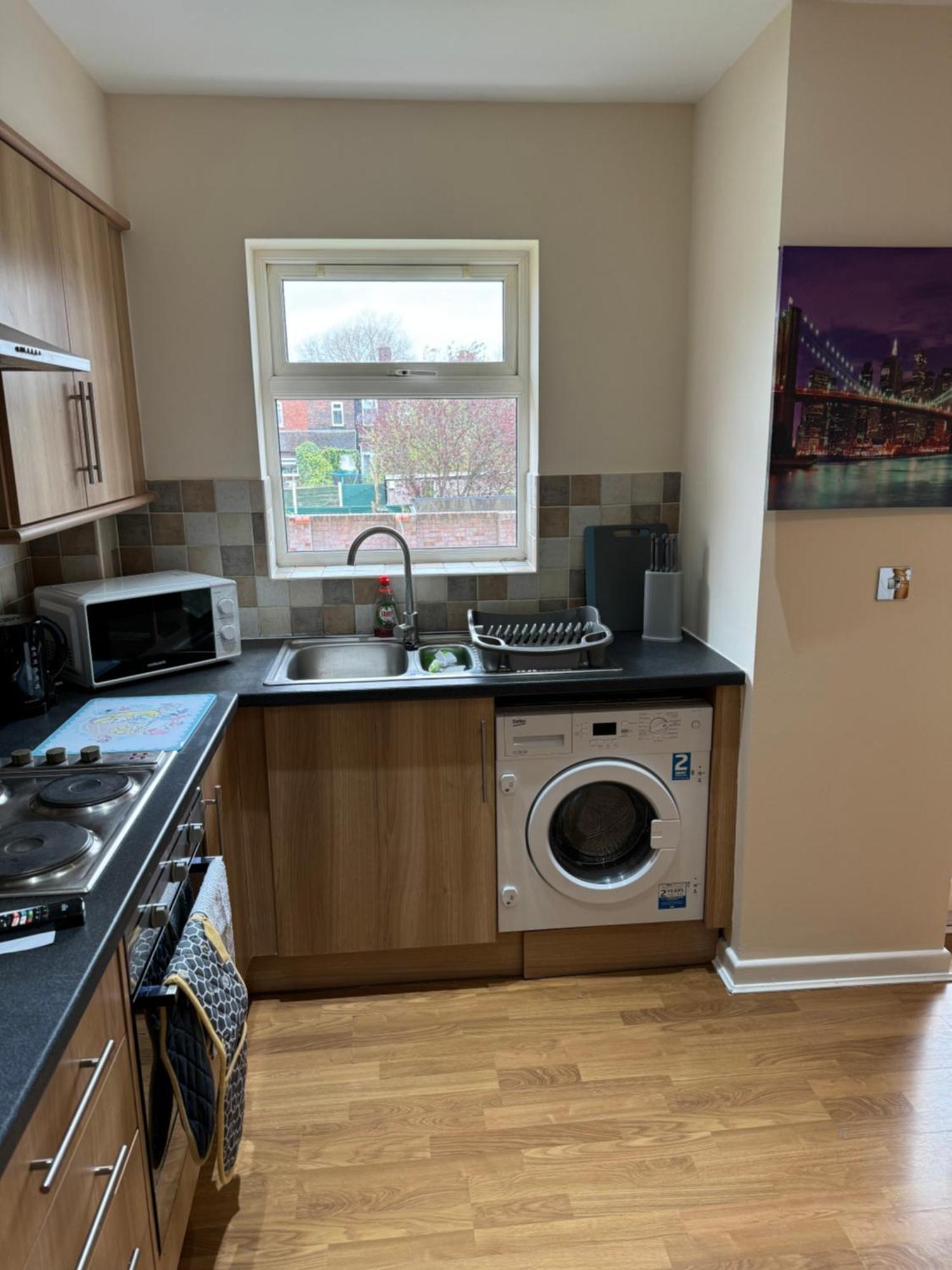 Modern, Quiet, Sleeps 9, Etihad, Coop Live, Манчестър Екстериор снимка